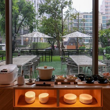Oakwood Suites Bangkok Kültér fotó